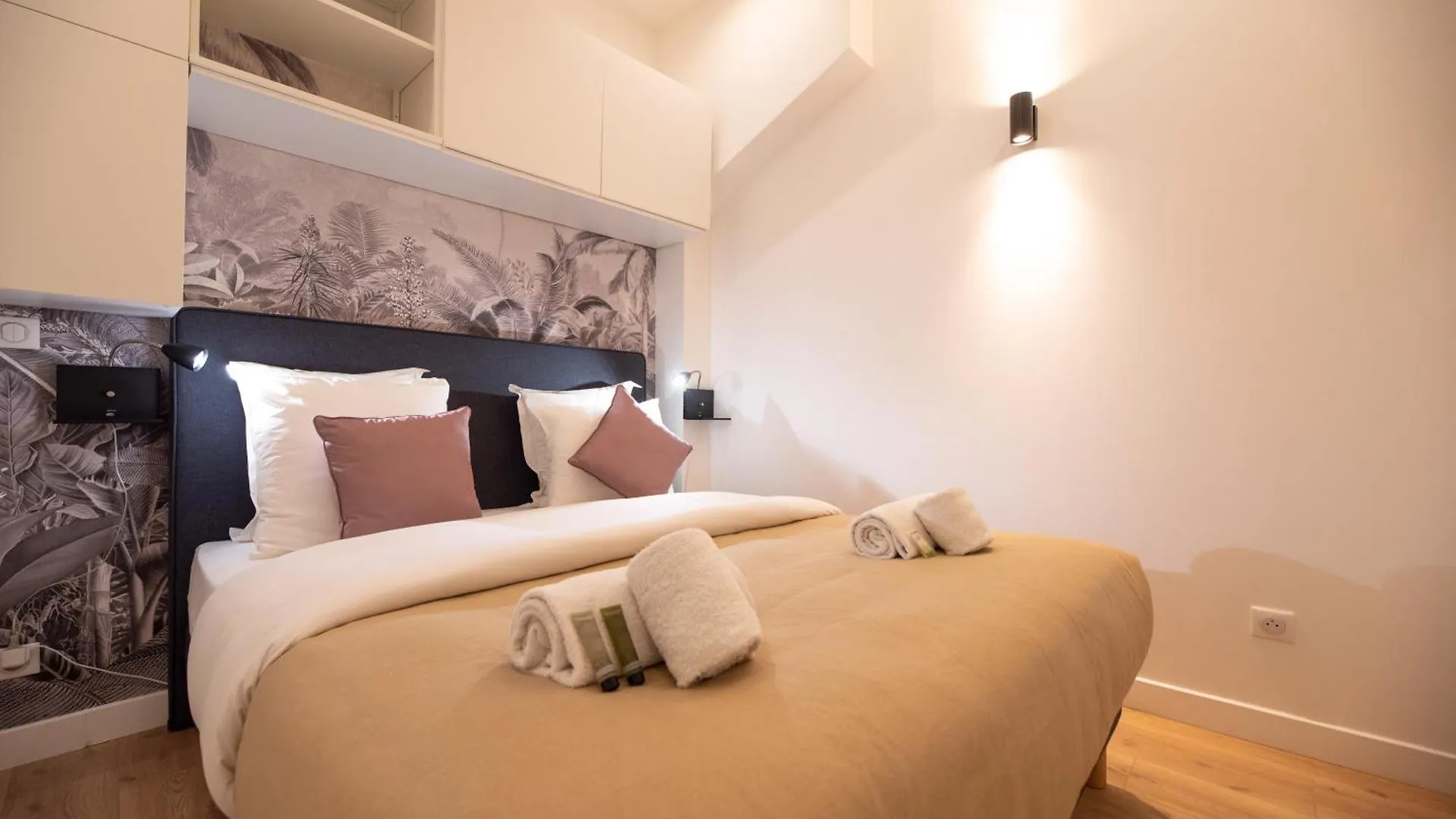 Beautiful Apartment In Saint Germain Des Pres Paris